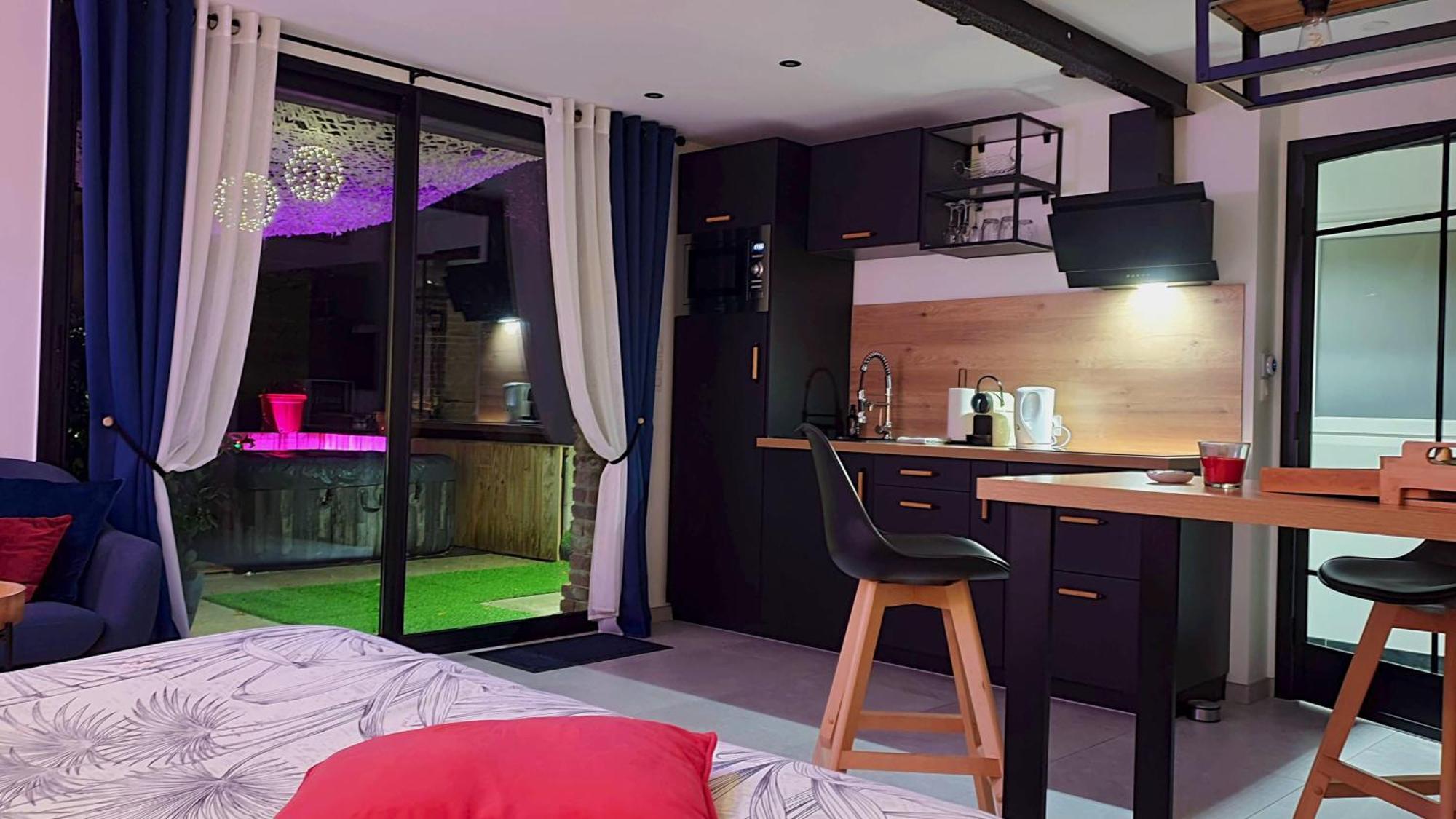 Gary Suite - Studio Cosy, Spa Et Jardin Privatif A 4 Min De Cambrai Awoingt Экстерьер фото